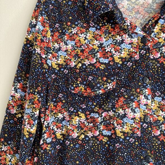 Eden & Olivia Navy Floral Flower Button Down Top Roll Tab Sleeves Size Medium - Picture 3 of 12